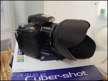 9499www威尼斯索尼H5：15倍光变、90度翻转屏